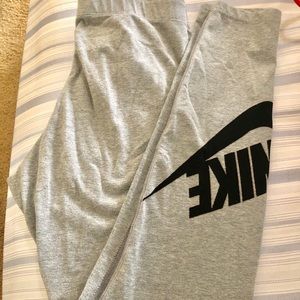 Nike leggings